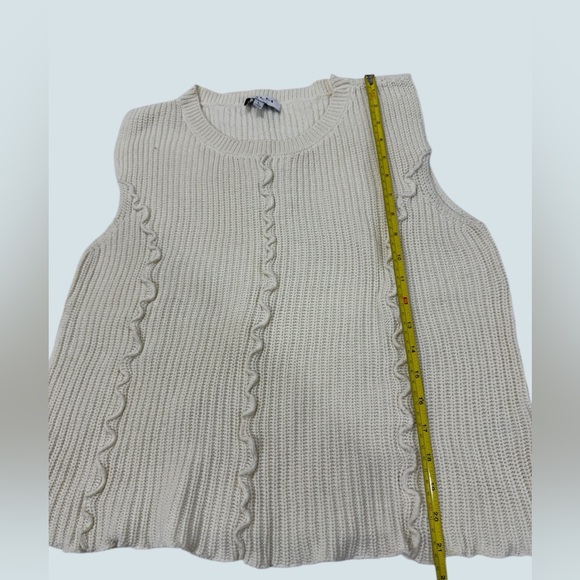 Gilli Sweaters - Sleeveless Knit Sweater with Ruffle Detail - LG